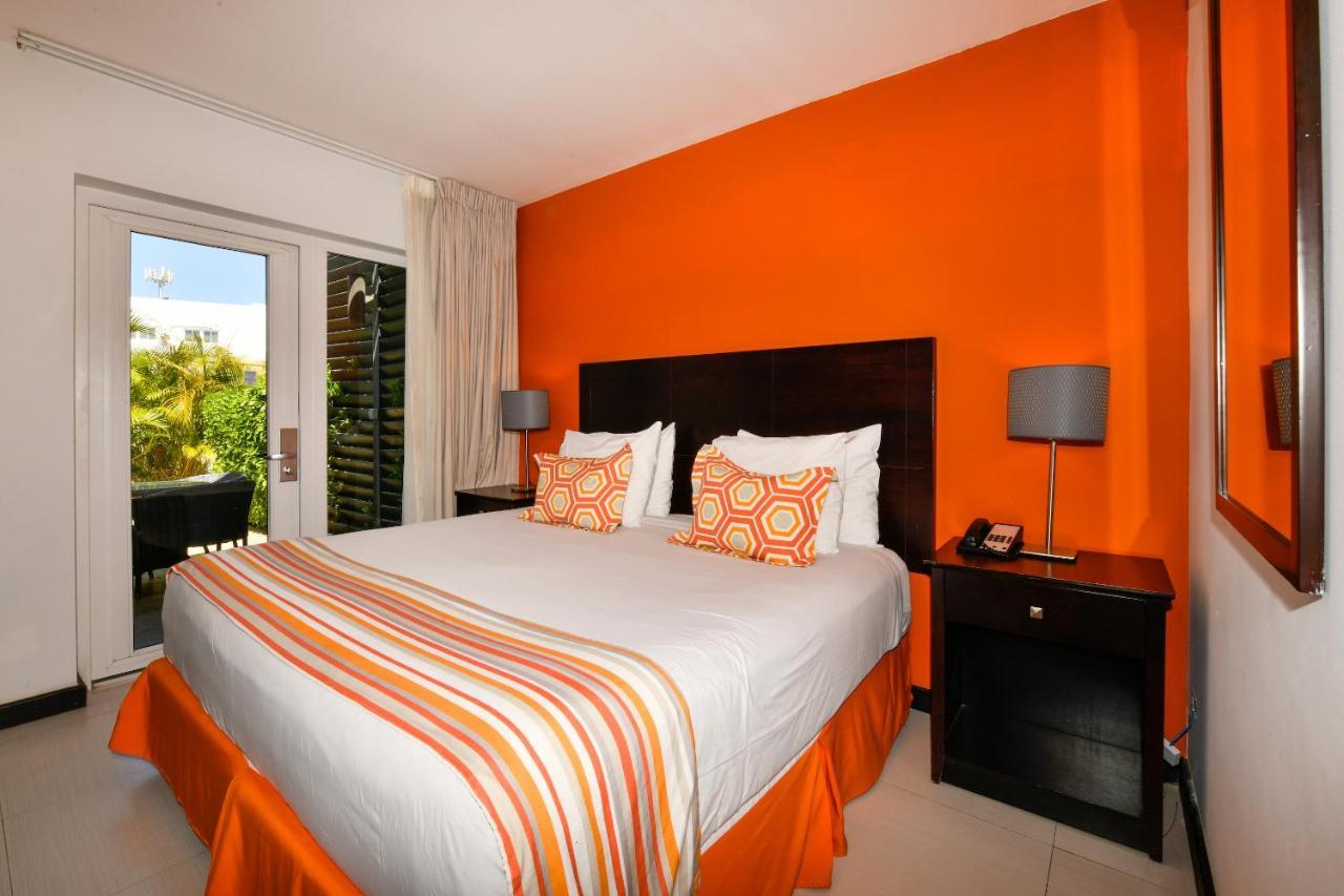 Talk Of The Town Beach Hotel & Beach Club By Gh Hoteles โอรันเยสตัด ภายนอก รูปภาพ