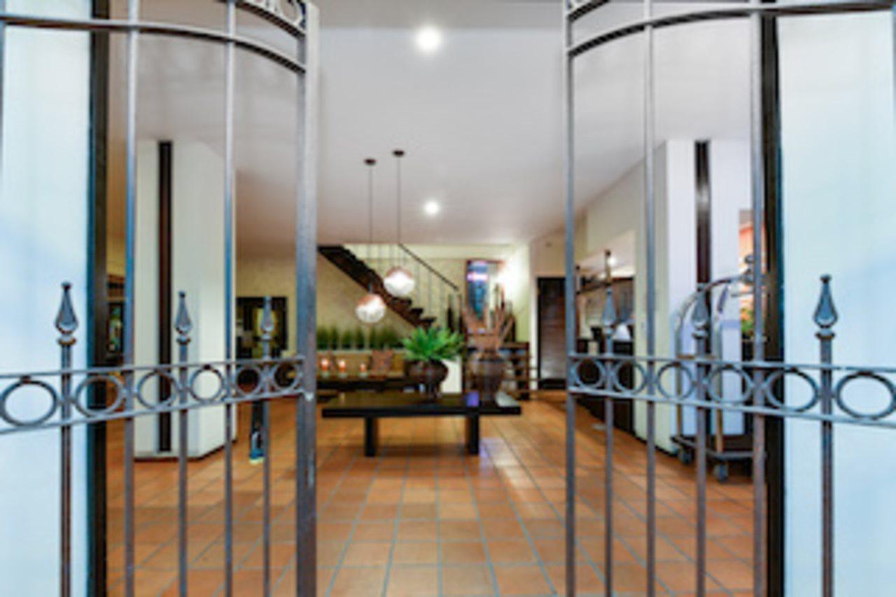 Talk Of The Town Beach Hotel & Beach Club By Gh Hoteles โอรันเยสตัด ภายนอก รูปภาพ