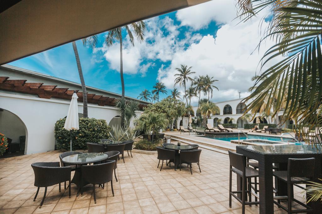 Talk Of The Town Beach Hotel & Beach Club By Gh Hoteles โอรันเยสตัด ภายนอก รูปภาพ